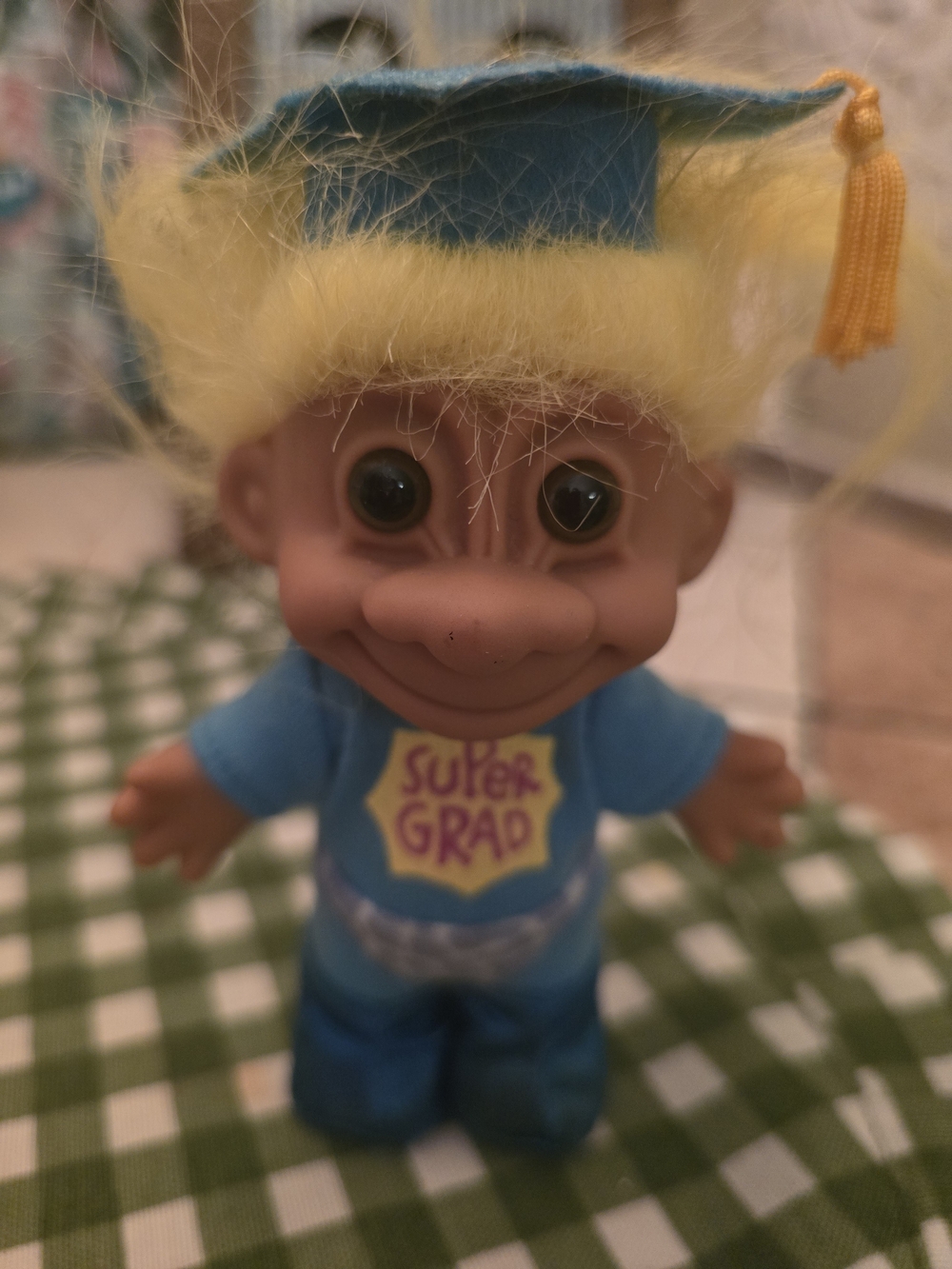 Vintage 4" Super Grad Troll Doll